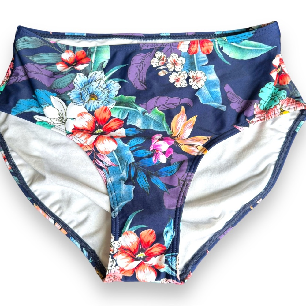 Venus swim high waist bottoms in Moonlit print